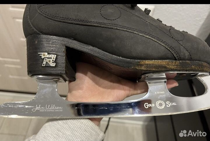 Фигурные коньки risport royal