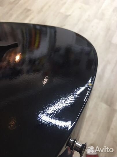 Гитара черная глянец