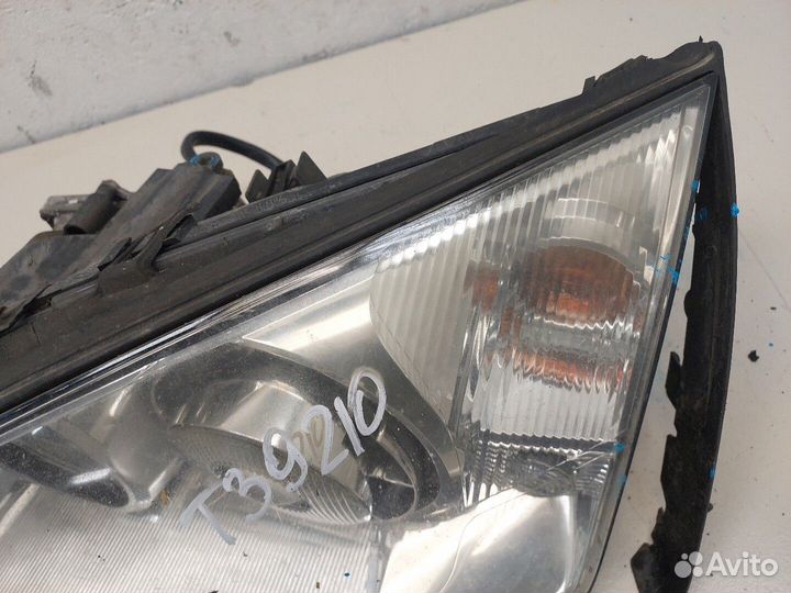 Фара (передняя) Ford Mondeo 3, 2006