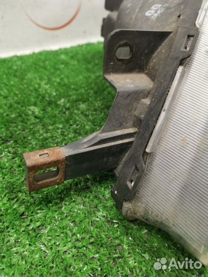 Фара передняя левая Chevrolet Lacetti хетчбек 1.6