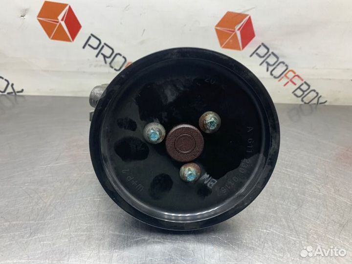 Насос гидроусилителя руля Mercedes C-Class W203