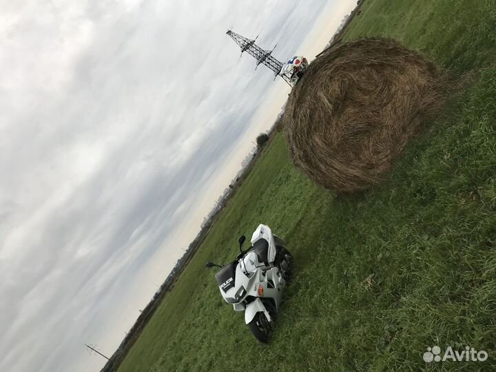 Мотоцикл Vfr 800