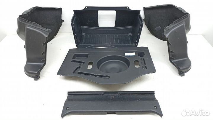 Обшивка багажника Toyota Verossa GX110 1G 2002