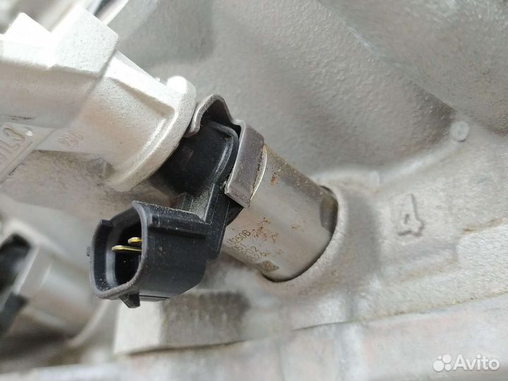 Топливная рампа с форсунками Mazda cx-5 Mazda 6 PE