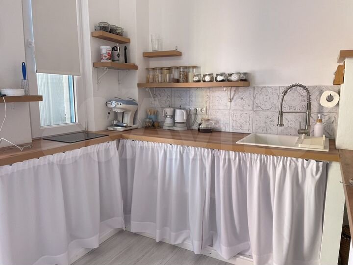 Апартаменты-студия, 55 м², 1/2 эт.