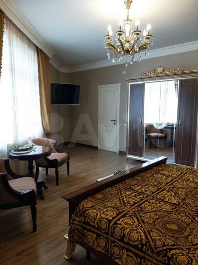 4-к. квартира, 191 м², 5/6 эт.