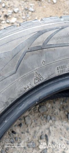 Dunlop SP Winter Maxx WM01 215/65 R16 98T