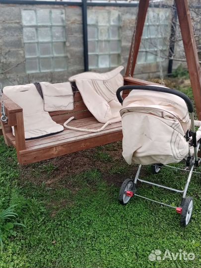 Прогулочная коляска