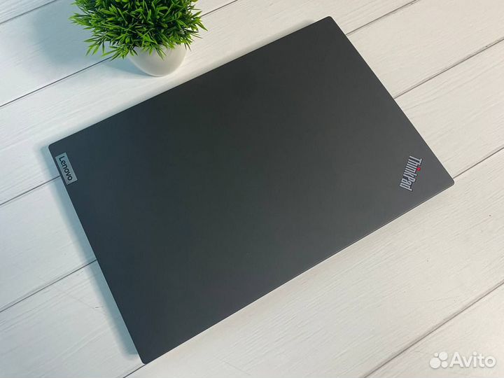 Lenovo ThinkPad T14s Gen 2 I5-1134G7 16-512
