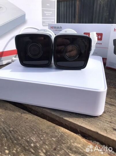 IP HiWatch Комплект видеонаблюдения на 2 камеры