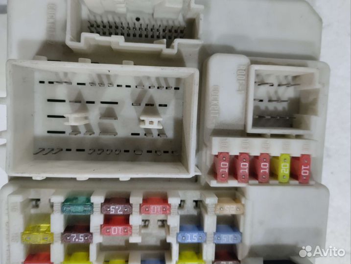 Блок предохранителей на Форд фокус 2