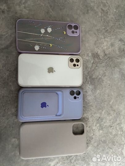 Чехлы на iPhone 11