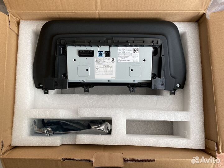 Штатная мультимедиа Lexus RX 2020 года