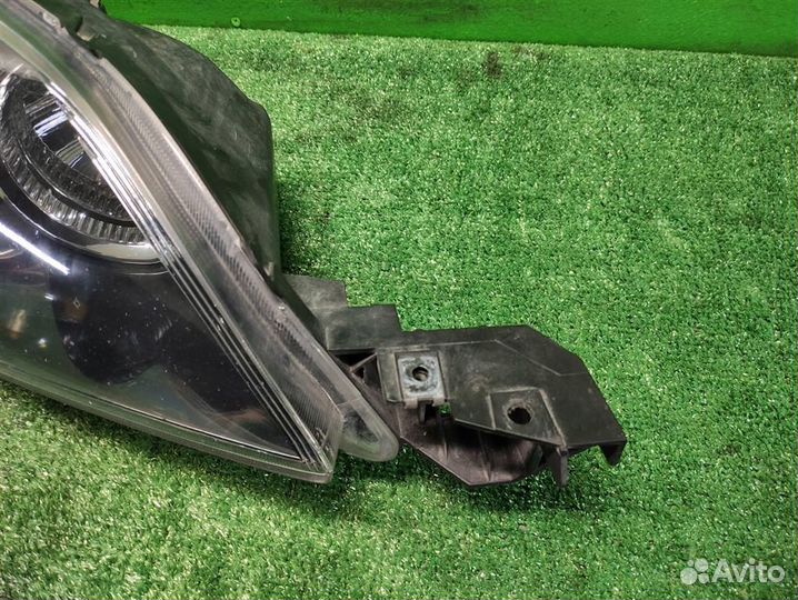 Фара правая ксенон Mazda 3 (BK) 2005