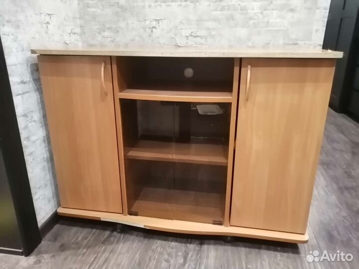 Тумба под телевизор