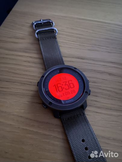 Часы Suunto Traverse alpha