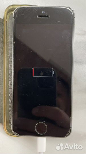 Телефон iPhone 5s