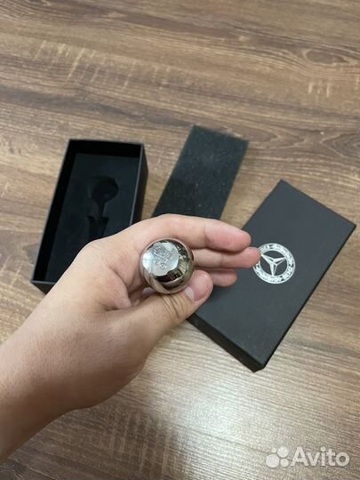 Пробка для бутылки Mercedes-Benz