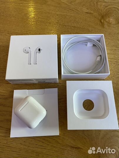 AirPods (1-го поколения) оригинал