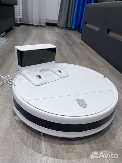 Робот-пылесос Xiaomi Mi Robot Vacuum-Mop Essential