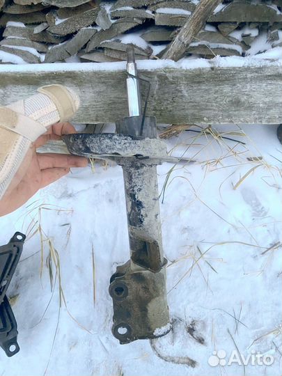 Стойка передняя левая kia ceed ed