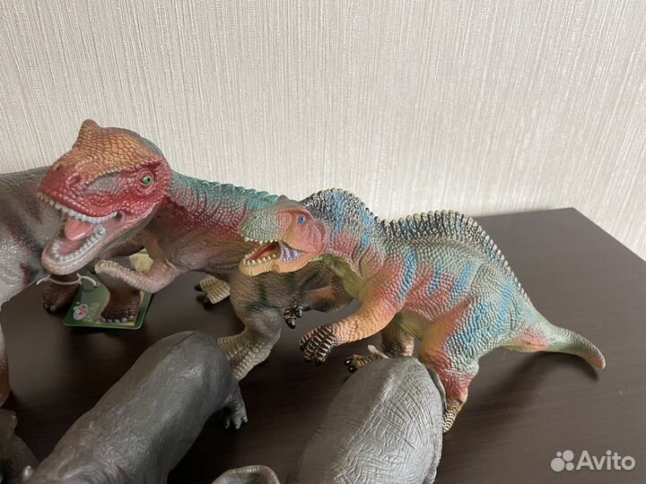 Модели динозавров новые