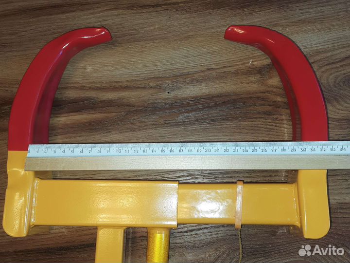 Блокиратор на колесо