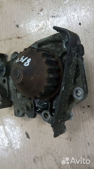 Помпа водяной насос K7J Renault Simbol II 1.4