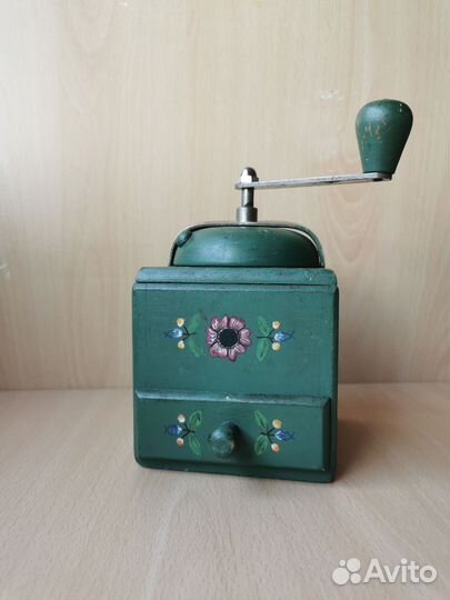 Кофемолка ручная винтаж