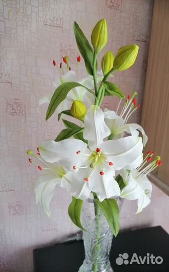 Лилия из полимерной глины
