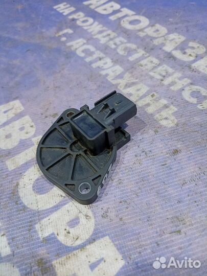Датчик положения распредвала Газ Волга 31105 седан