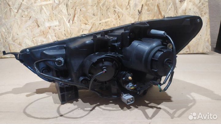 Фара Mitsubishi Asx 2010 2011 2012 2013 2014 2015