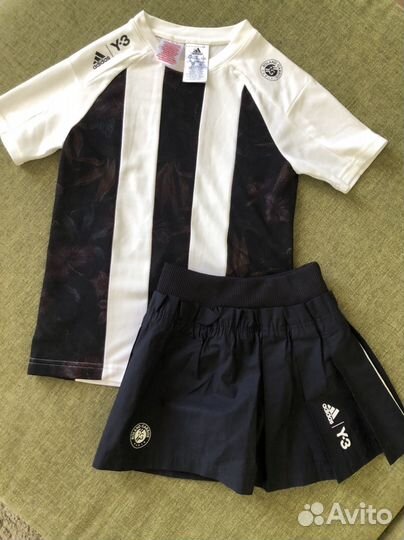 Юбка и футболка