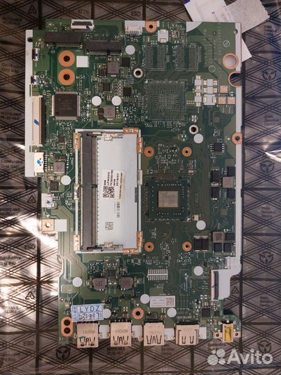 Материнская плата lenovo s145-15ast A9 на запчасти