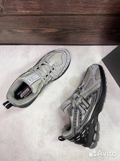 Кроссовки мужские new balance 1906r