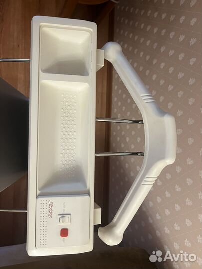 Гладильный пресс-вешалка для брюк Morphy Richards