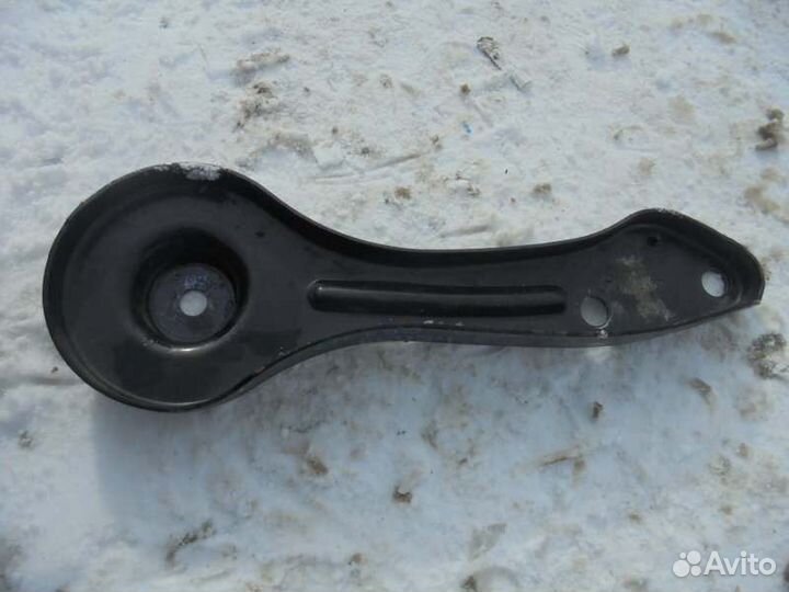 Кронштейн балки задний левый Bmw 3-Series E90