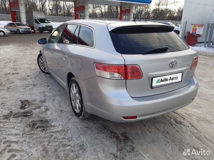 Toyota Avensis 2.0 МТ, 2009, 200 000 км