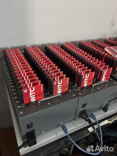 Симбанк с программным обеспечением на 32 порта