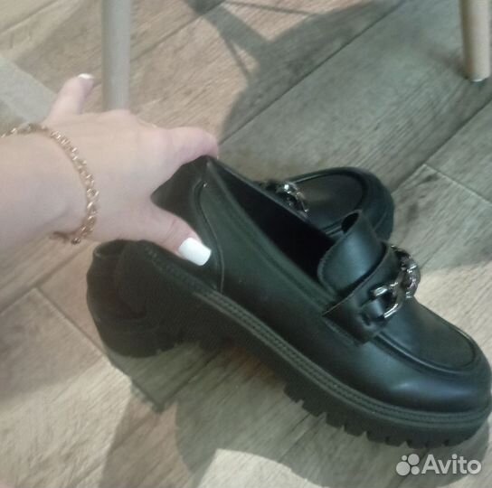 Лоферы женские 39 размер черные