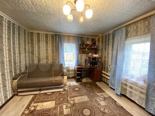 Дом 52 м² на участке 5 сот.