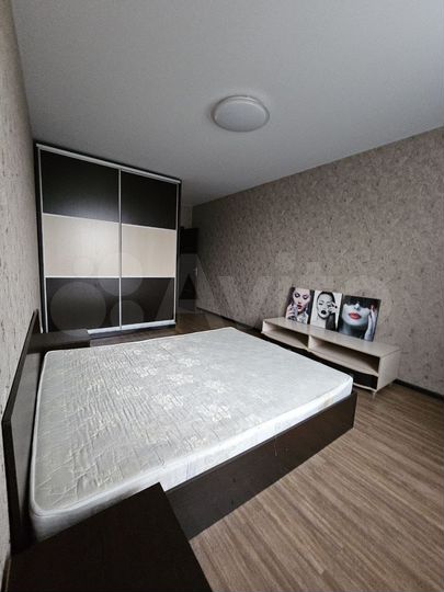 3-к. квартира, 85 м², 2/10 эт.