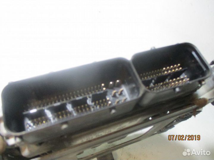 Блок управления двигателем Volkswagen Passat B6