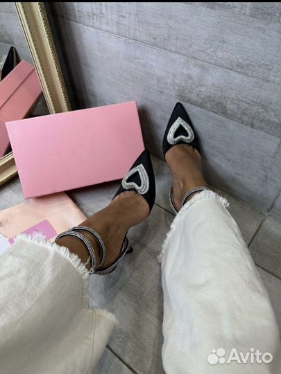 Туфли на каблуке