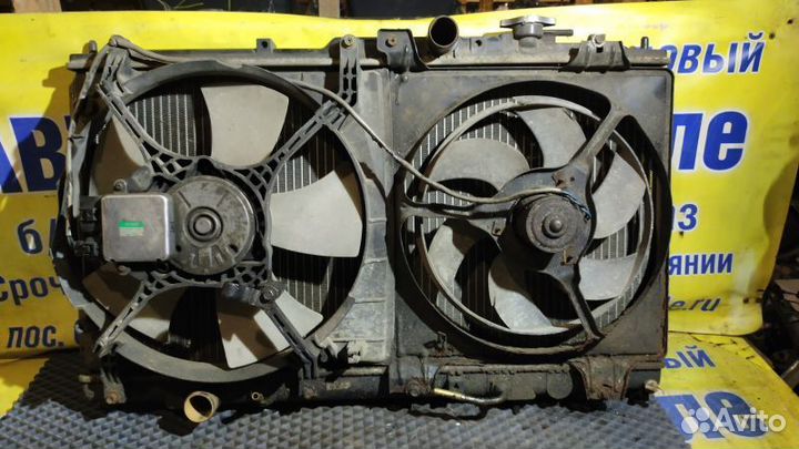 Радиатор охлаждения Mitsubishi Galant