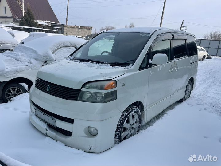 Продам по запчастям Toyota Voxy AZR60, 1azfse
