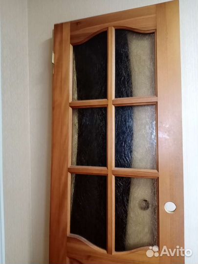 Межкомнатная дверь б/у с коробкой