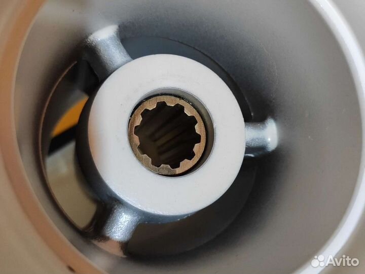 Винт гребной Yamaha 20-30;3x9-7/8x13