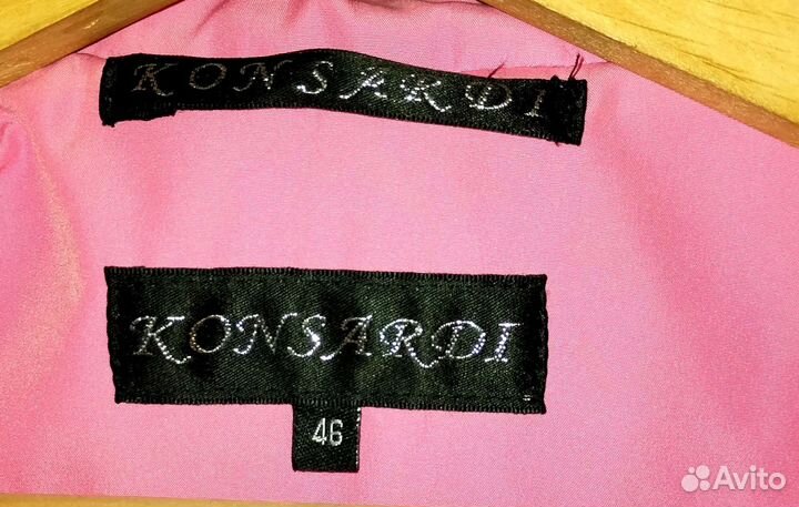 Плащи женские