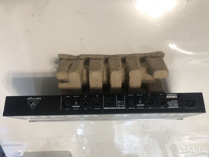 CX2310 behringer Контроллер акустических систем